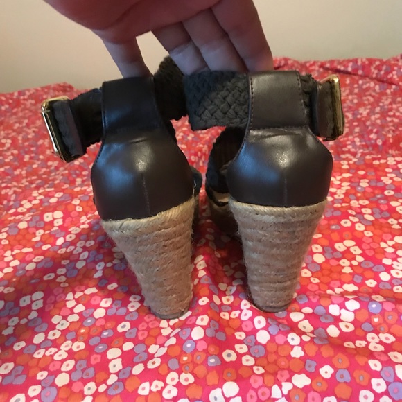 Steve Madden brown wedges size 6.5 - Picture 6 of 6